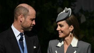 El príncipe Guillermo y Kate Middleton en un acto oficial. (Foto: Gtres)