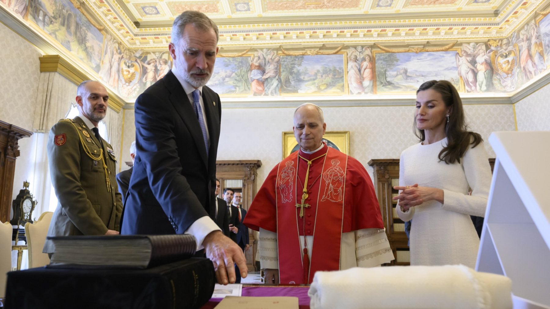 Reyes, Felipe, Letizia