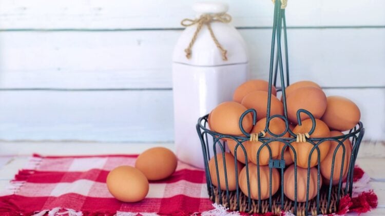 Eggs, hair