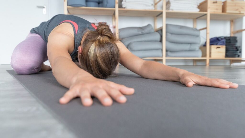 Yoga, neck pain