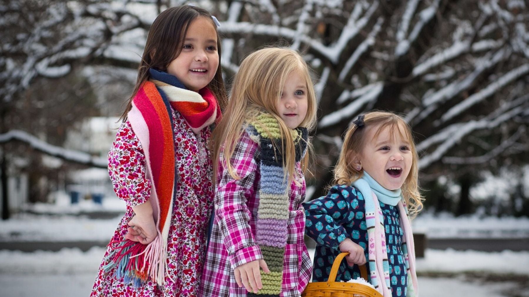 Siblings, middle child