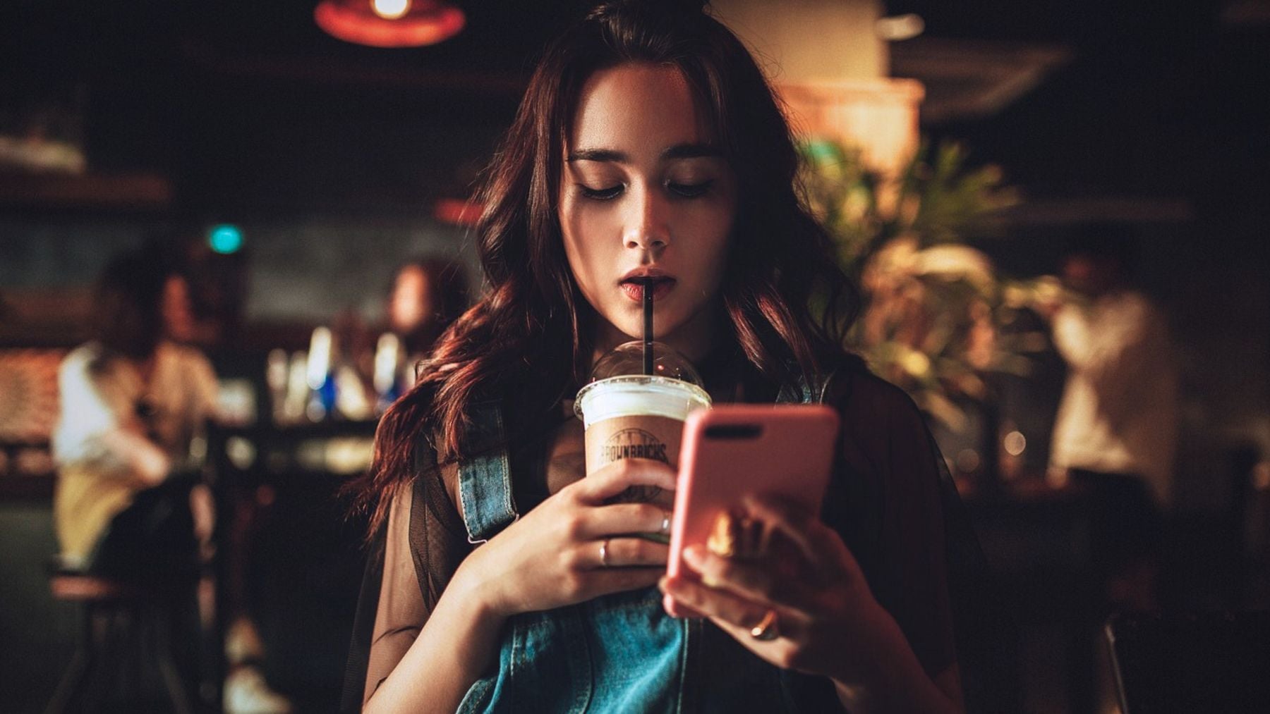 Phone, phubbing, psychology