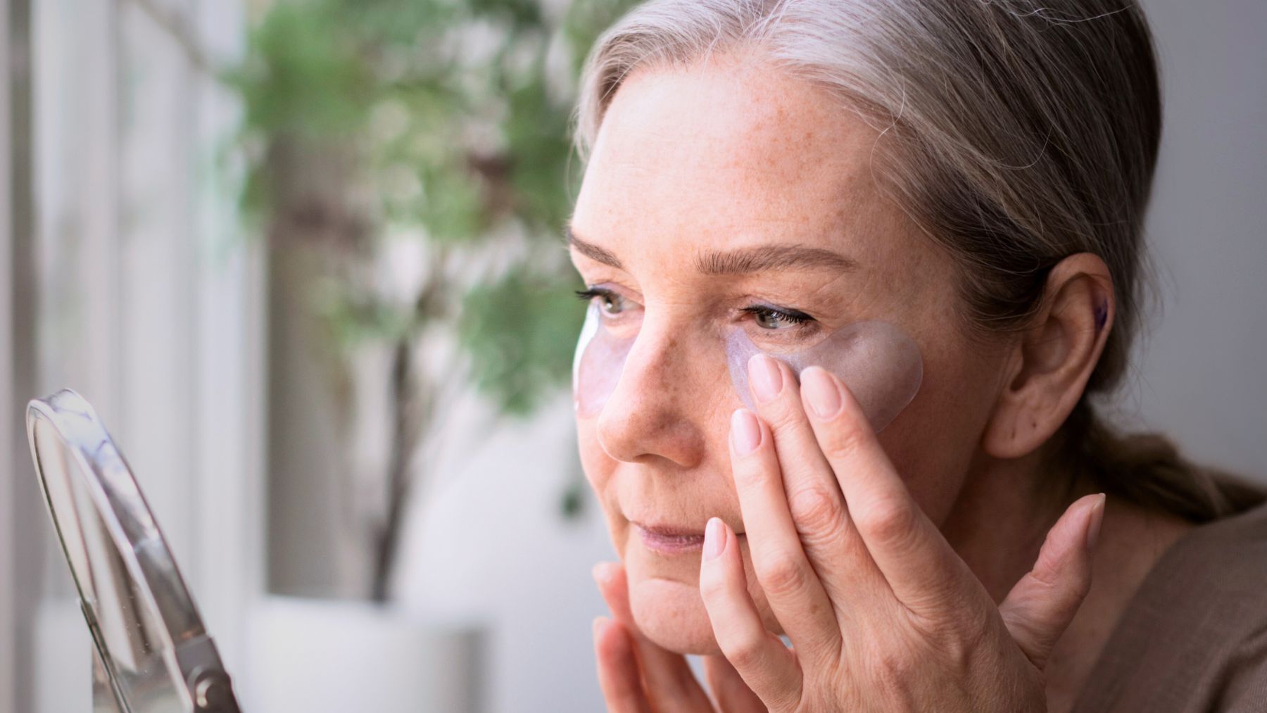 Retinol, skincare, mature skin