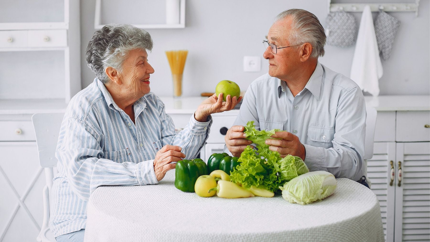 Retirees, diet, lose weight