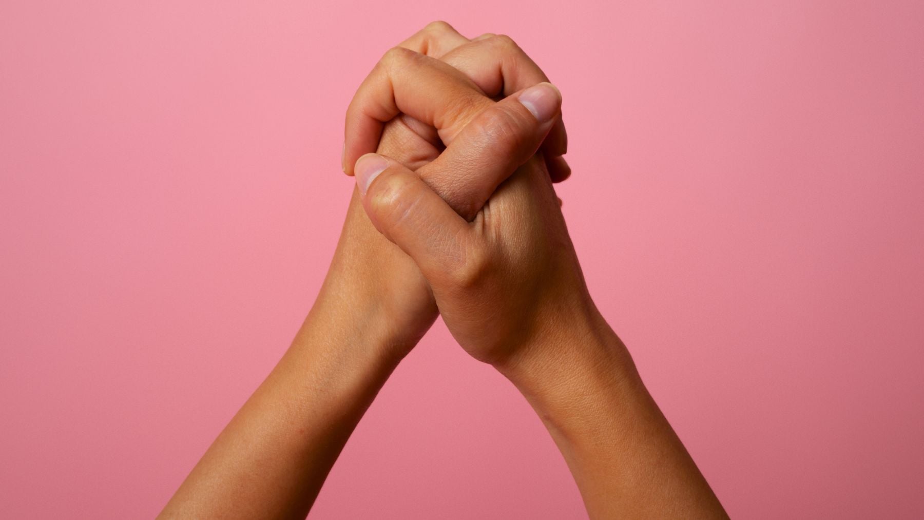 Interlock, fingers, psychology