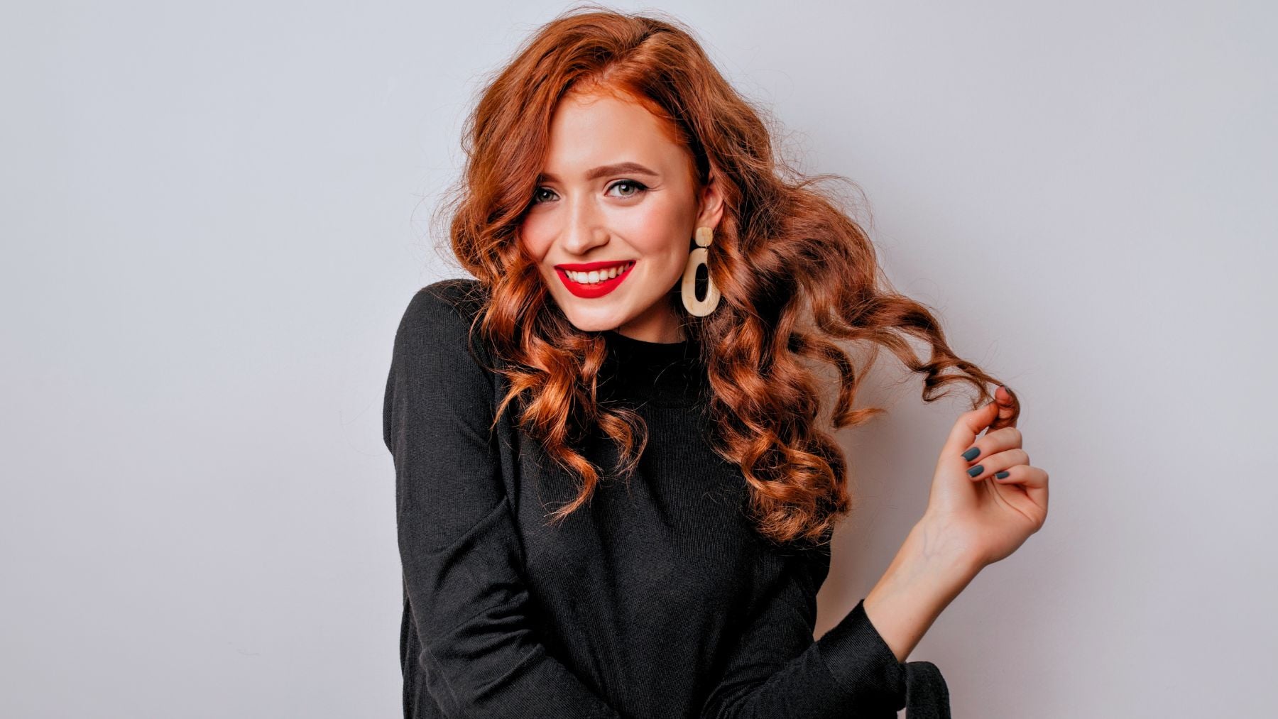 Hair, side part, meaning