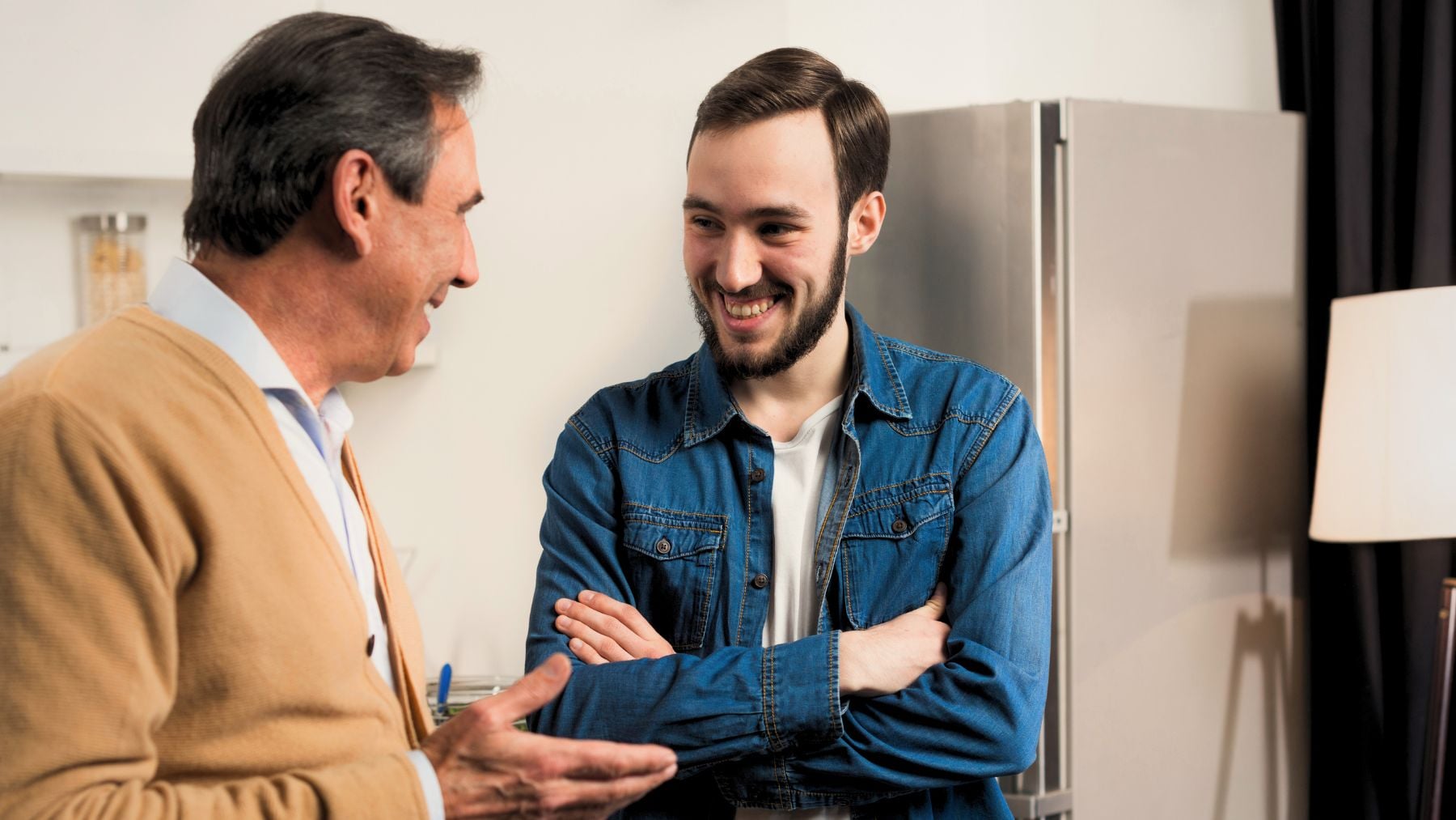 Arms crossed, meaning, psychology