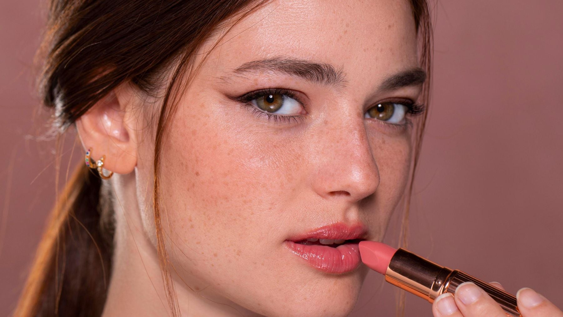 Lipstick, shades, undertone