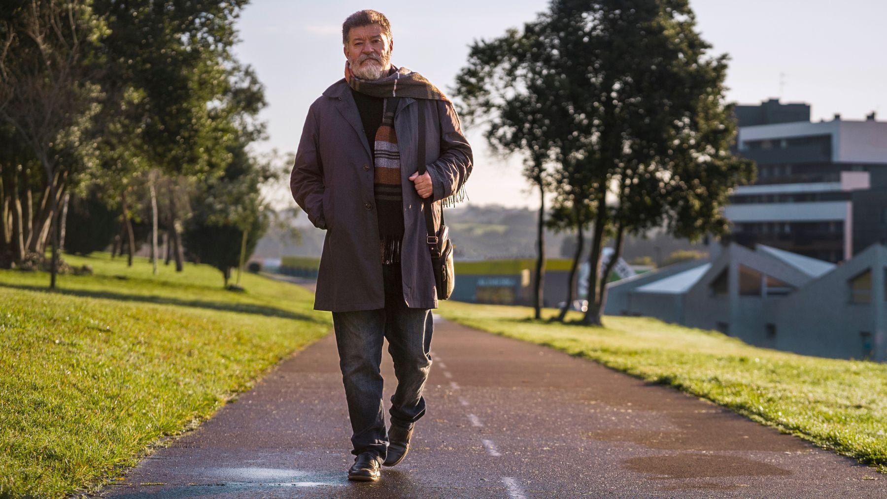 Walk, slowly, meaning