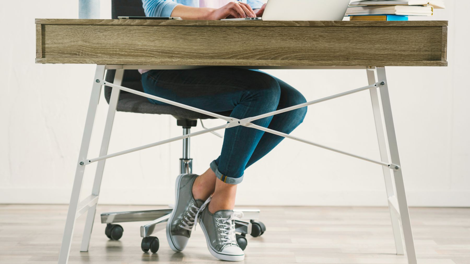 Sit, chair, meaning