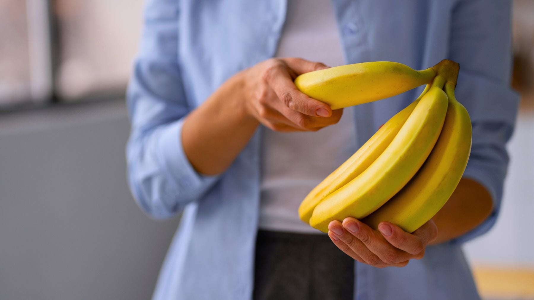 Spot, store, bananas