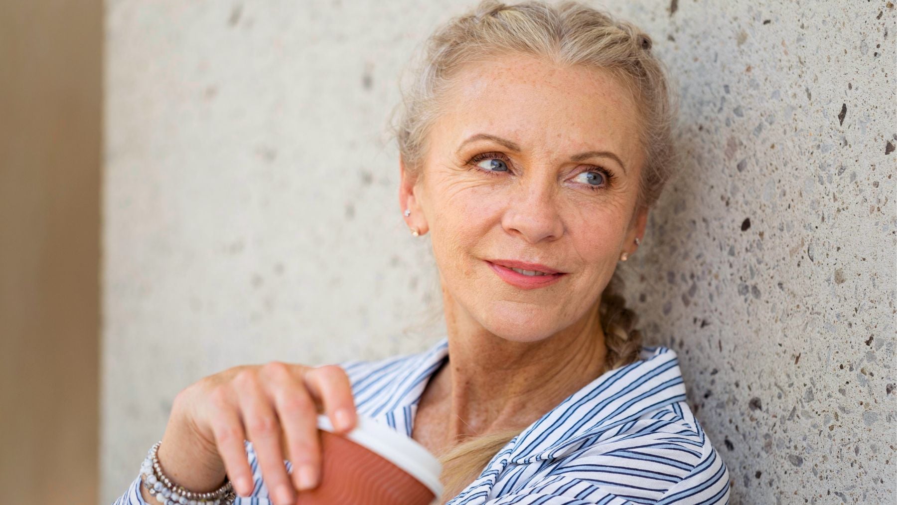 Hairstyle, women, senior