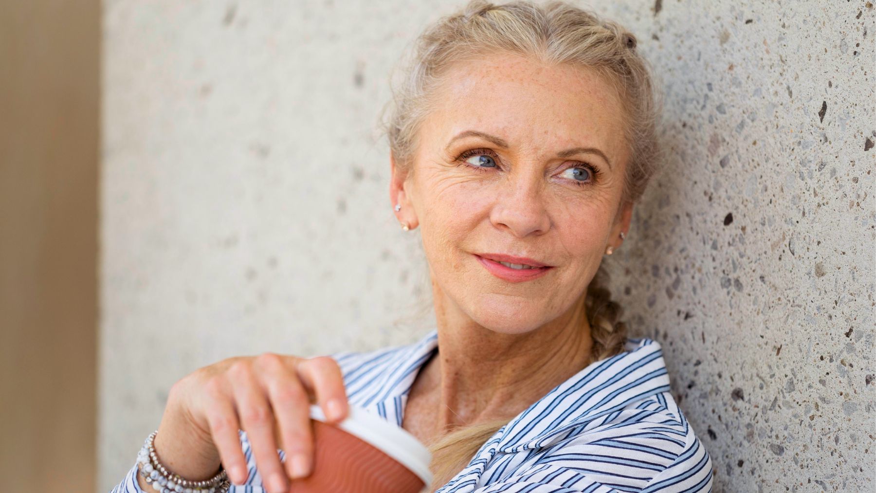 Hairstyle, women, senior