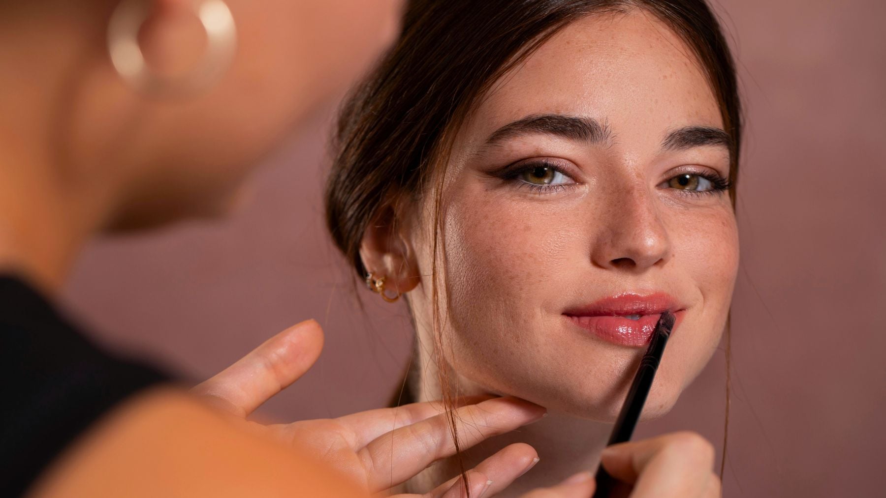 Kim Kardashian, trick, lips