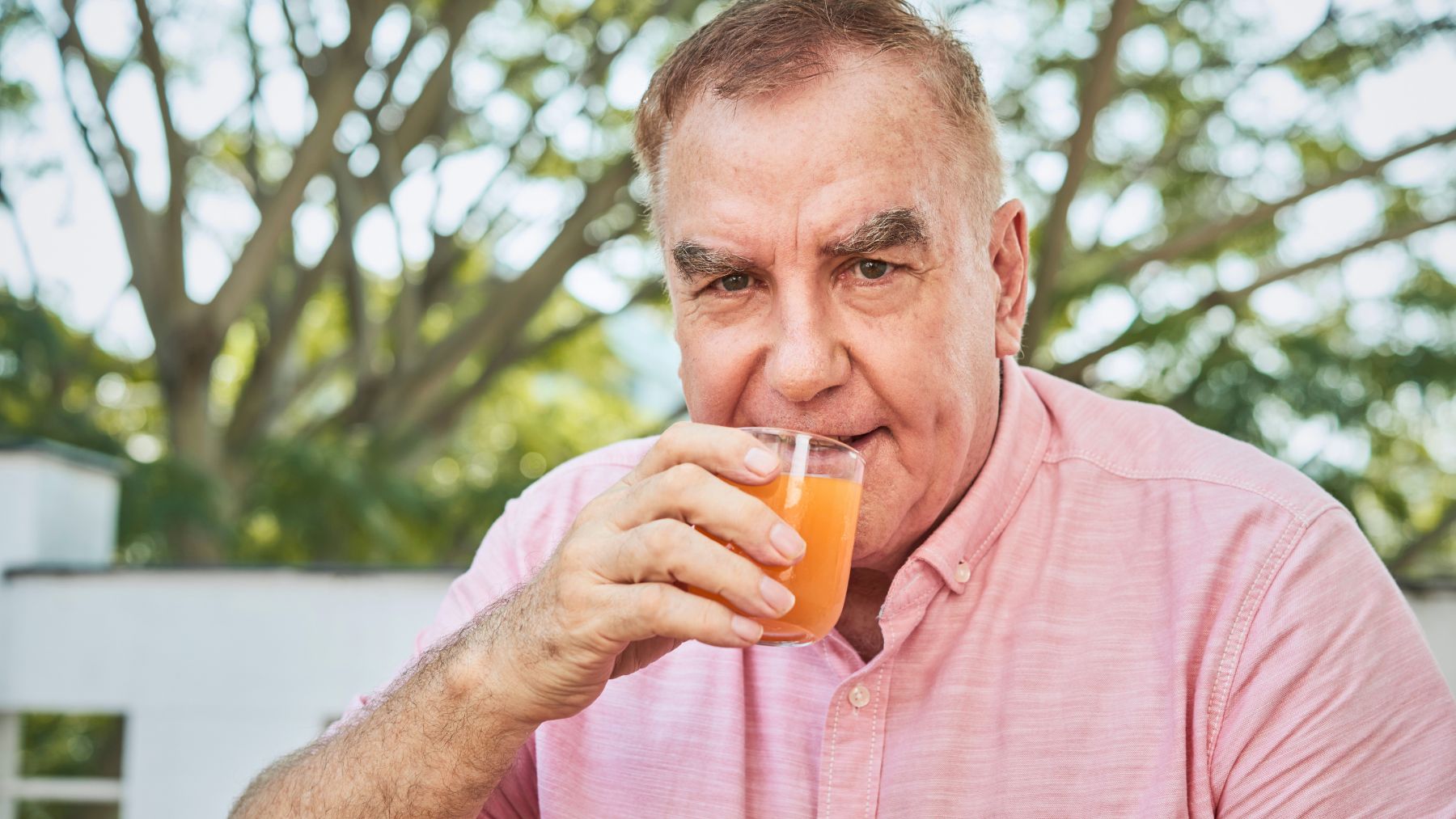 Seniors, drink, summer