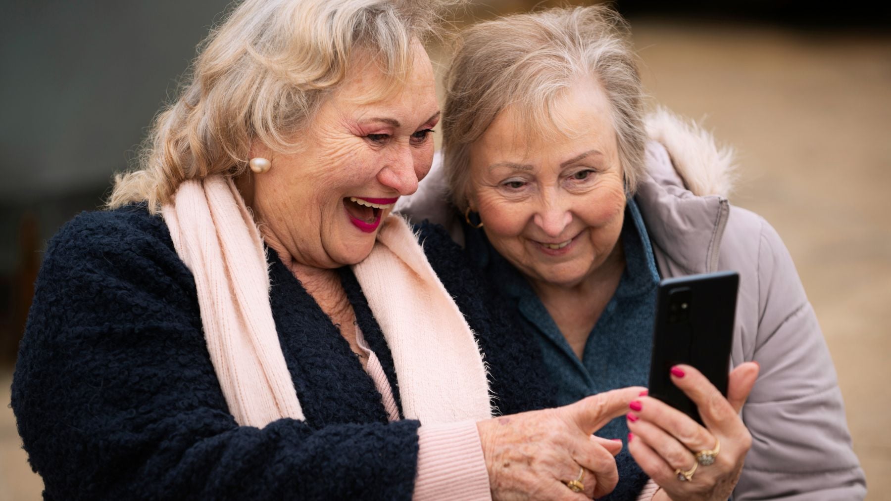 Alone, seniors, recommendation