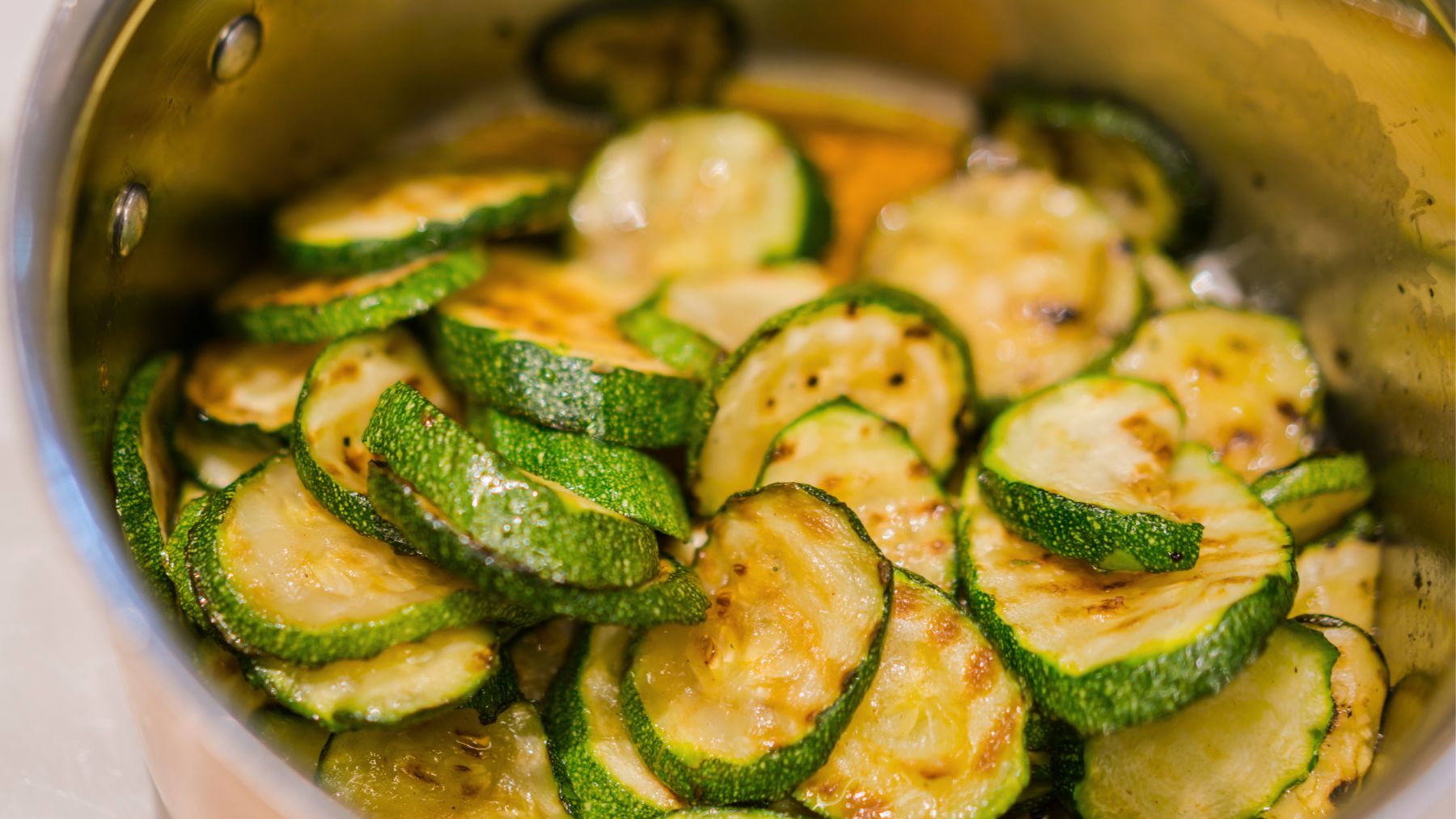 Zucchini, cook, golden rule
