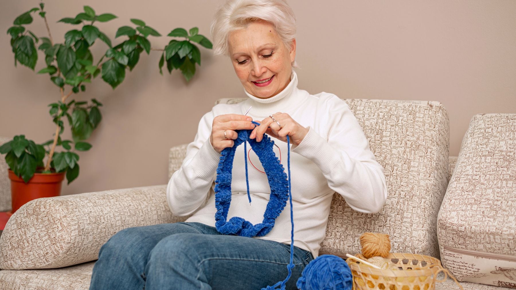 Hobby, senior, arthritis