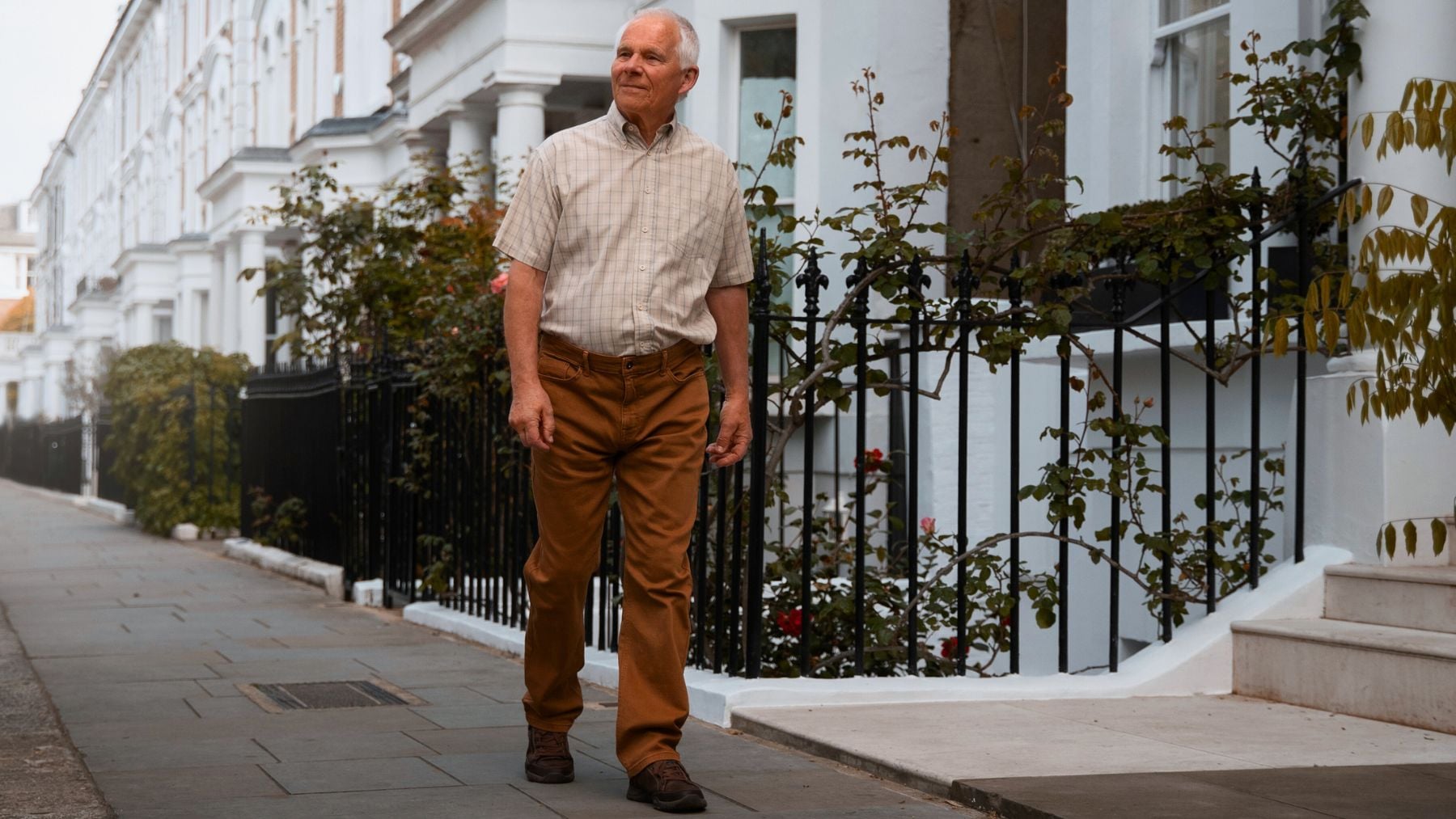 Habit, living, senior