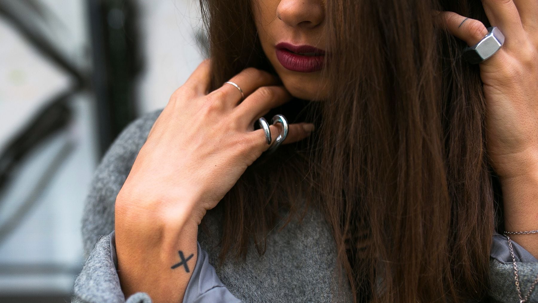 Pinky finger, ring, traits