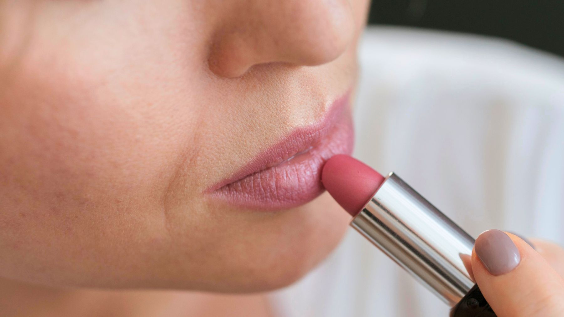 Lip balm, mature lips, dryness