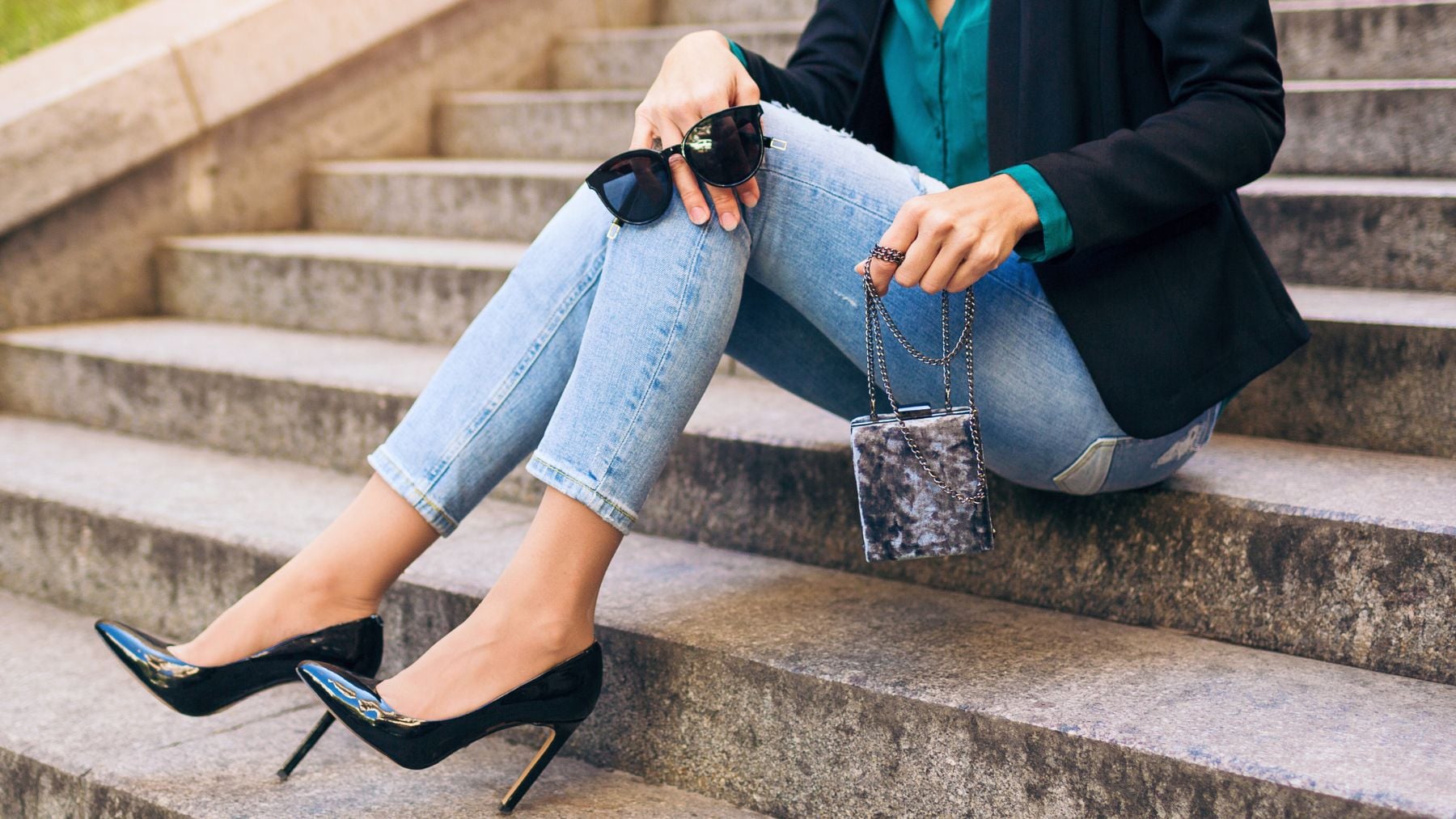 High heels, confident, psychology