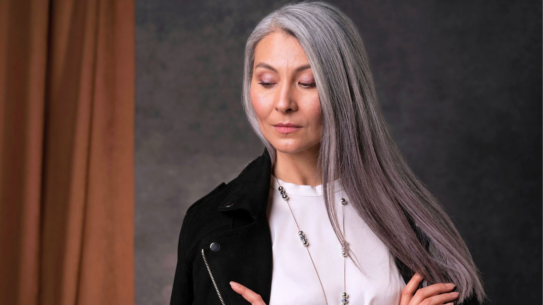 Silver, haircut, confidence