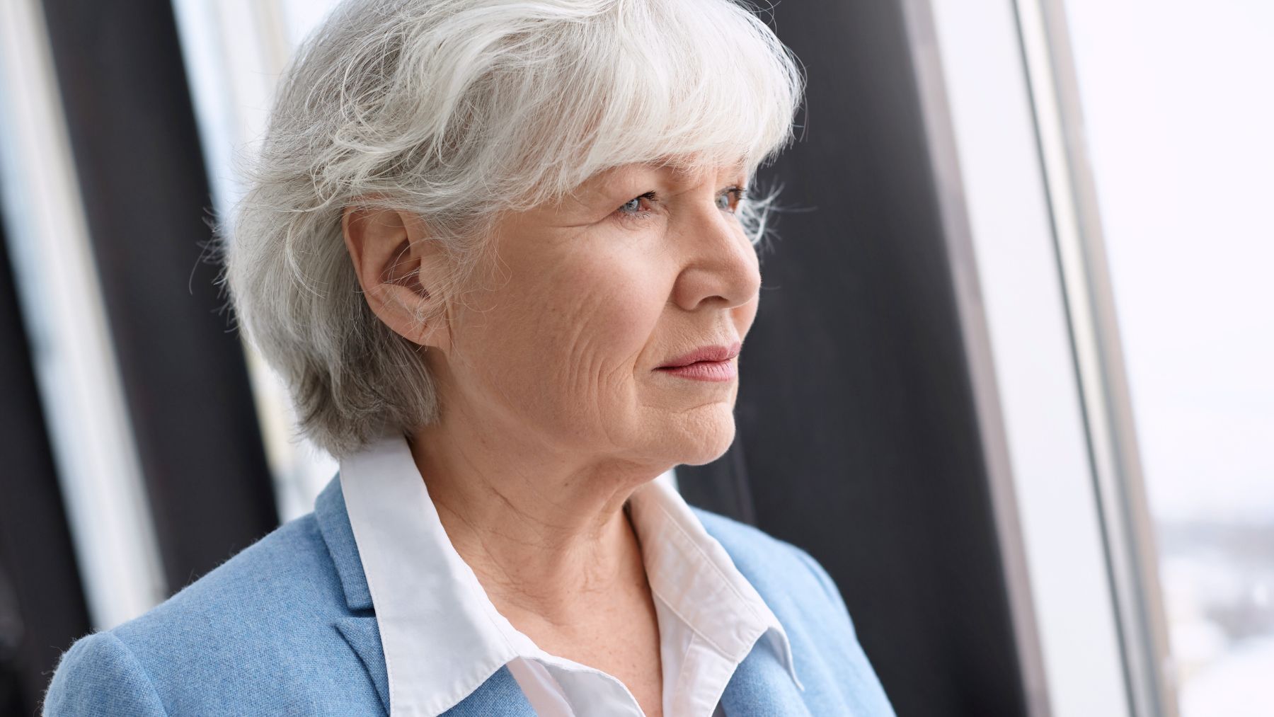 Sideswept bob, women, thin hair