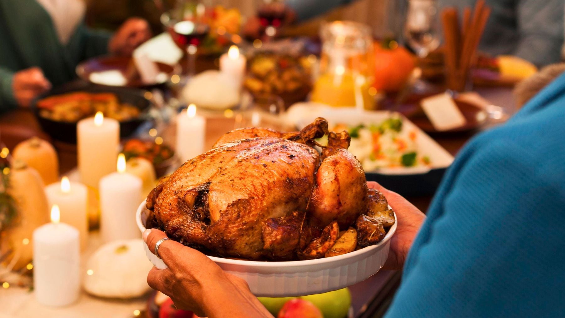 Thanksgiving, family, eating