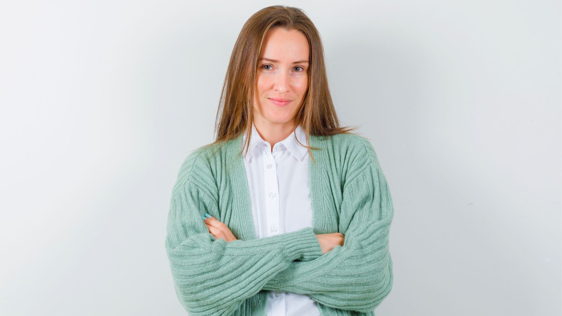 Cross arms, hide hands, meaning