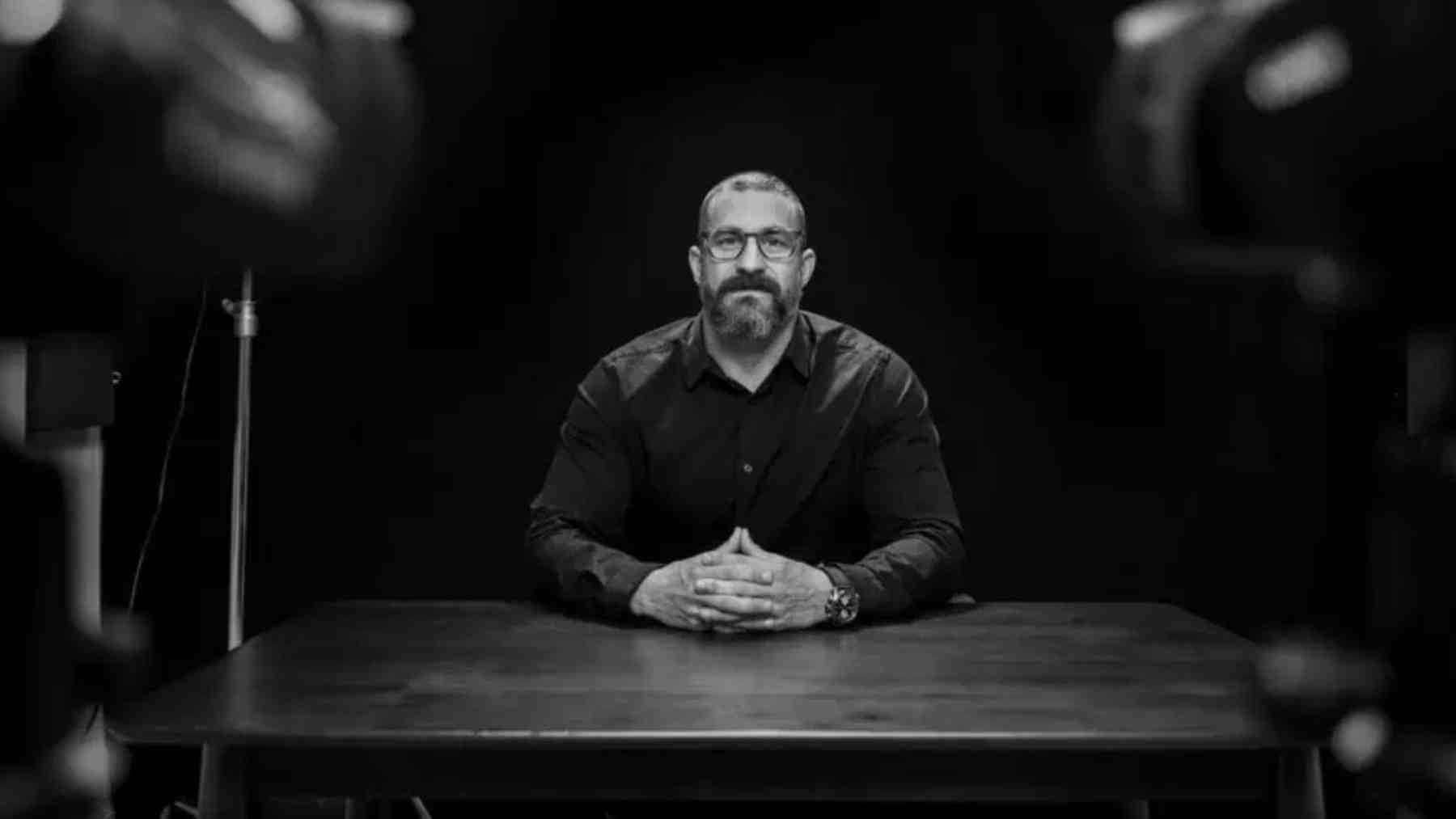 Neuroscientist in a black and white studio image for a story about salt, brain signals, thirst, and blood pressure