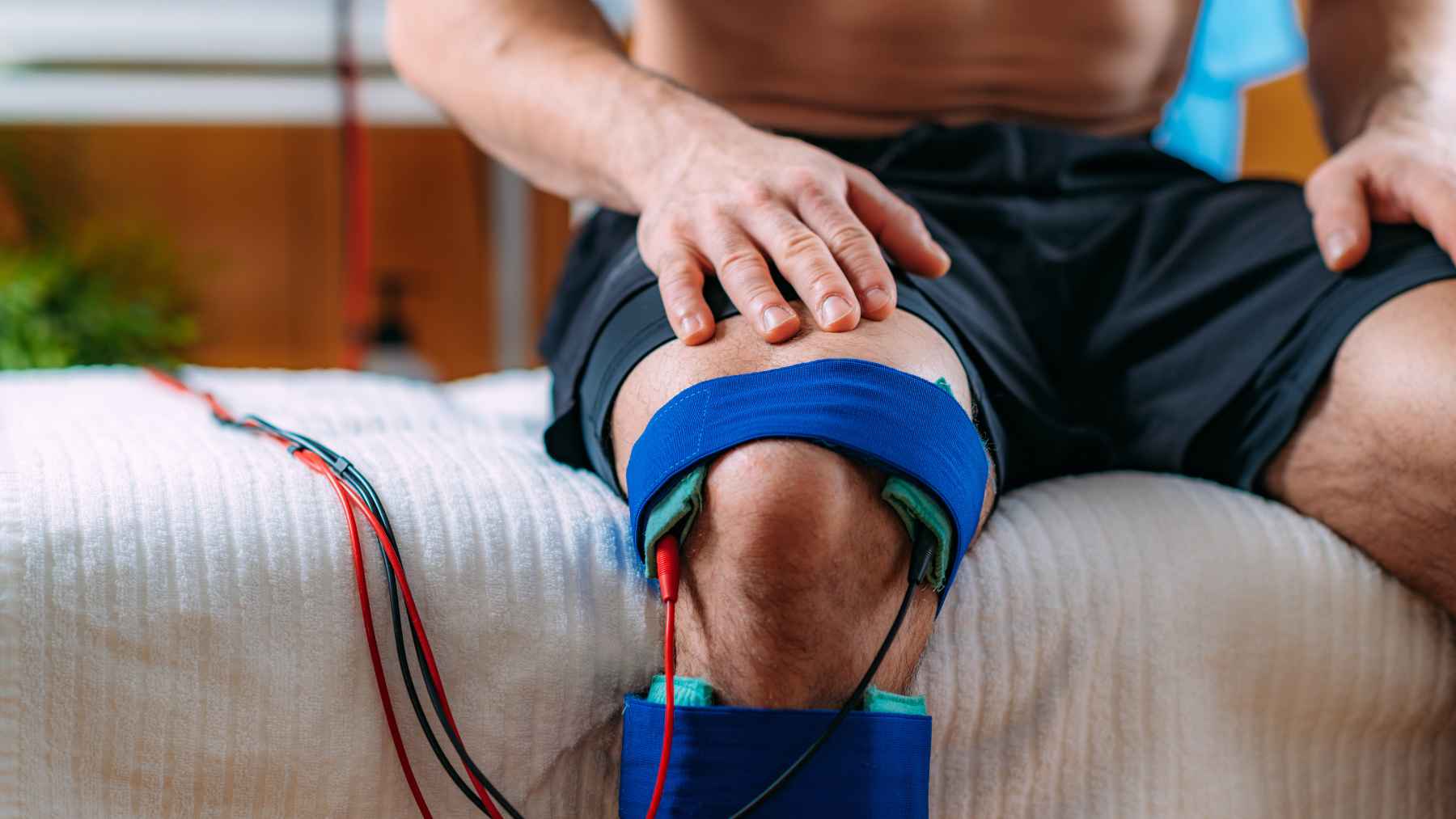 Neuromuscular electrical stimulation therapy used to activate muscles and support osteoarthritis treatment without heavy joint loading