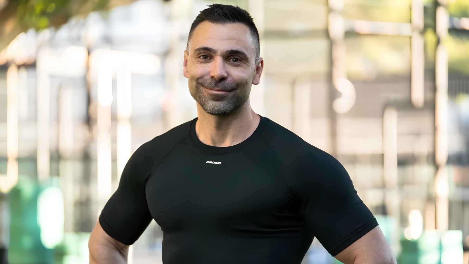 Personal trainer José Ruiz, who recommends walking 30 minutes five days a week to reduce stress and improve health after age 60.