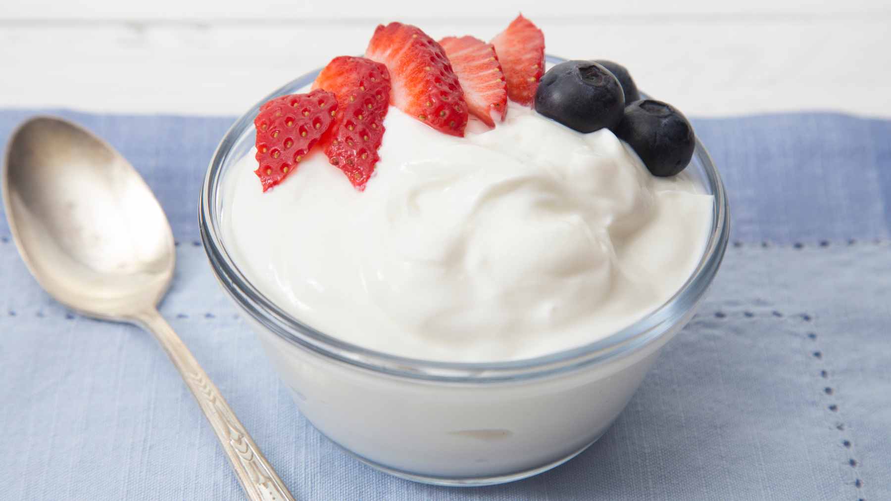 If your blood sugar keeps spiking, these four simple snacks could help bring it down naturally, and you likely already have them 1 A selection of diabetes-friendly snacks including a bowl of plain Greek yogurt with fresh berries, a hard-boiled egg with cucumber slices, a handful of almonds, and soft tofu.