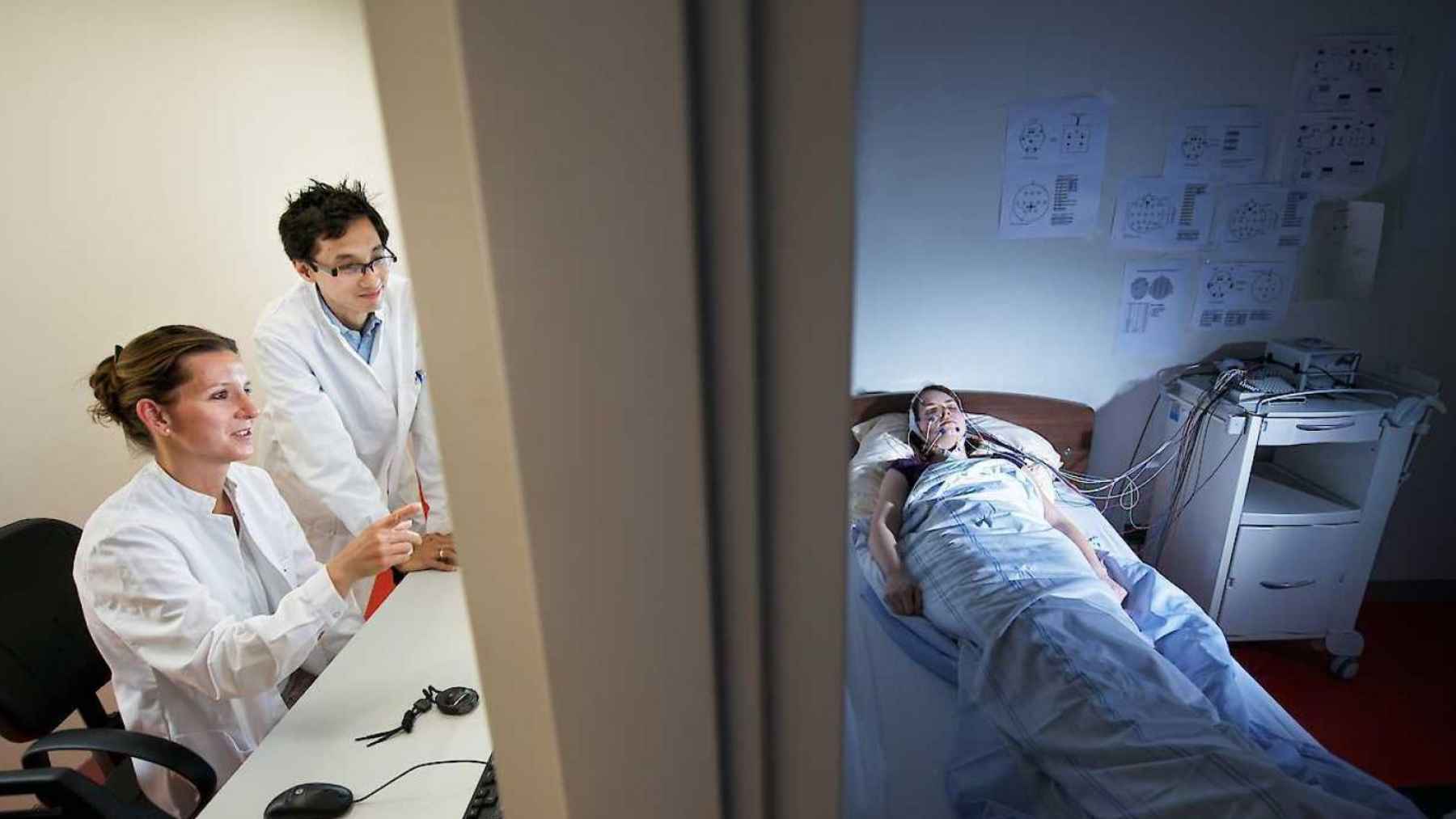 Magnesium and melatonin supplements displayed side by side, highlighting two common sleep aids studied for their effects on next-day focus and cognition.