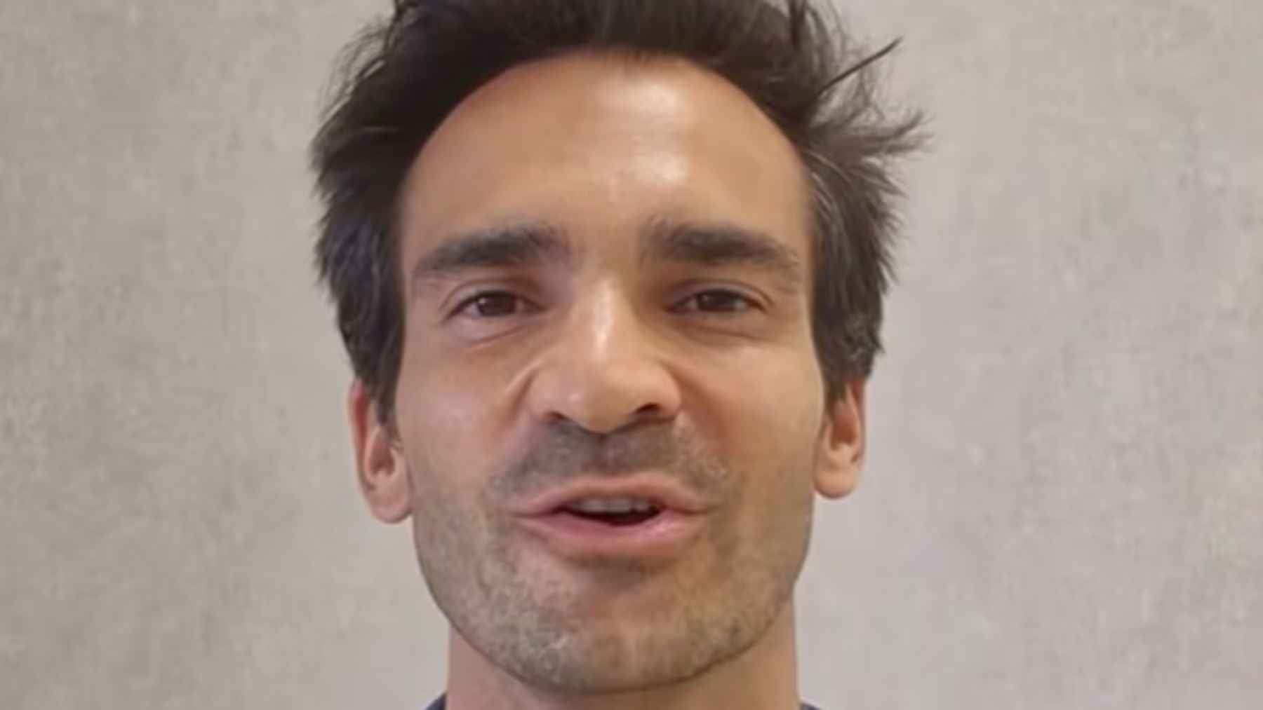 Man speaking to the camera while discussing ways to cool down in hot weather