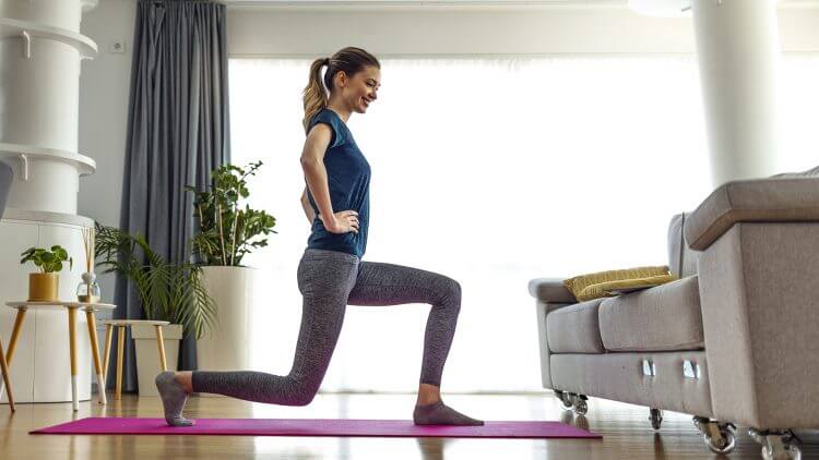 5 ejercicios para glúteos y piernas en casa