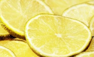 Existe una fruta que te ayuda a limpiar los pulmones de forma natural: la recomiendan los médicos