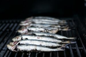Ni lentejas ni espinacas: éste es el alimento barato y rico en hierro que casi nadie toma en España