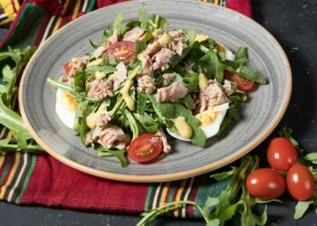 La nutricionista Blanca García avisa del peligro al comprar este tipo de latas de atún: "Tienen más mercurio"