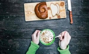 Una farmacéutica da en la clave para comer menos en enero si la Navidad se te ha ido de las manos: «Empieza por proteína…»