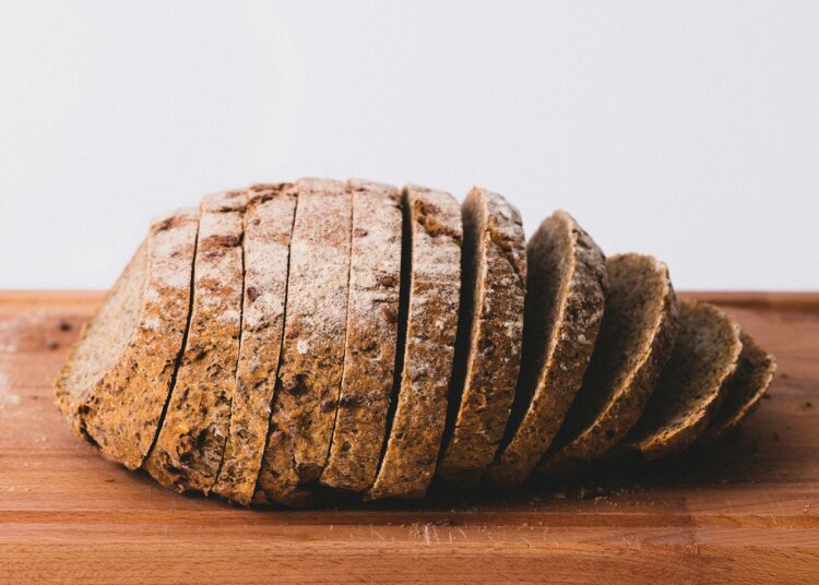 Éste es el pan más sano para desayunar: lo dicen los expertos