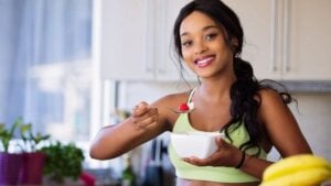 Ni ensalada ni puré: ésta es la cena sana con la que una experta ha perdido 11 kilos