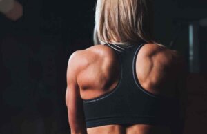 Hacer pilates está bien, pero los expertos coinciden: el mejor ejercicio para desarrollar masa muscular a partir de los 60 años