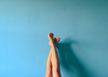 Una nutricionista confirma cuál es el alimento clave para acabar con la retención de líquidos