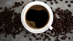 Descubrimos cómo el café ayuda a combatir los signos de la vejez
