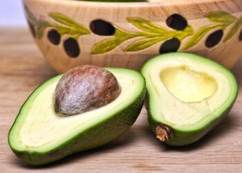 El aguacate se ha convertido en un fruta esencial en verano.