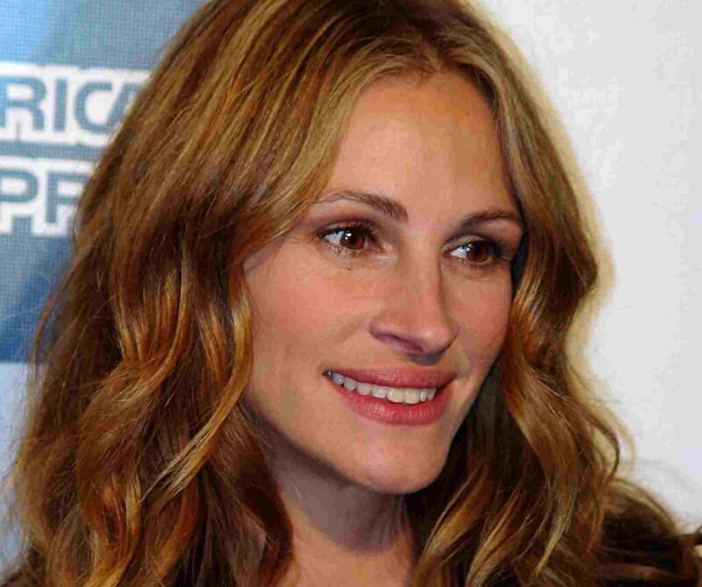 El hábito de Julia Roberts con el que serás feliz y descansarás este verano: los expertos lo confirman