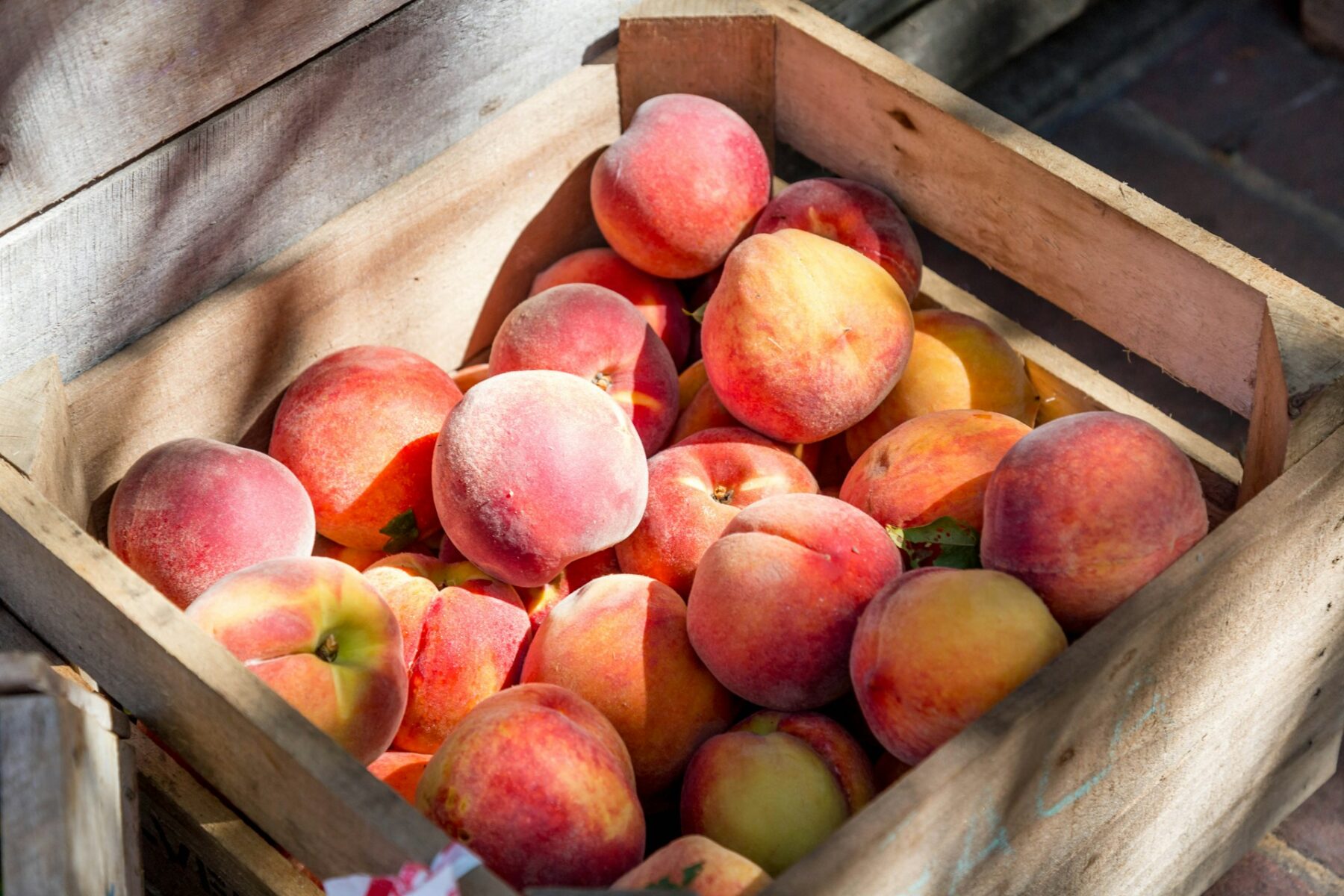 No vuelvas a comer melocotón: los motivos por los que debes olvidarte de esta fruta