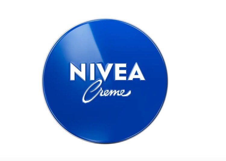 La crema de la lata azul de Nivea es mejor de lo que pensábamos: las enfermedades que previene